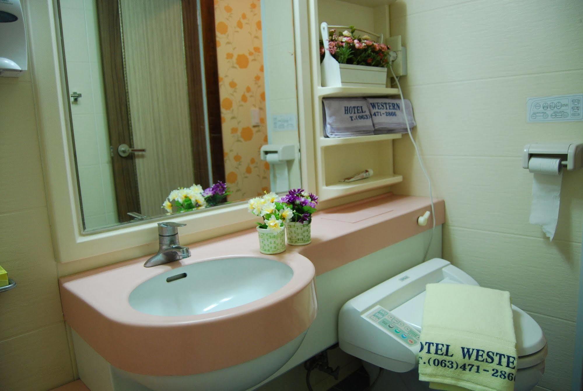 Gunsan Western Hotel Εξωτερικό φωτογραφία