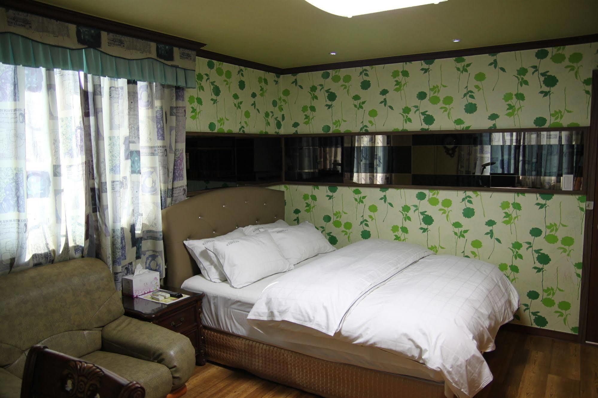 Gunsan Western Hotel Εξωτερικό φωτογραφία